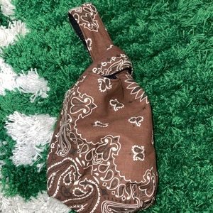 Yaito brown paisley one handle bag